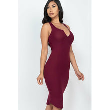 Load image into Gallery viewer, &quot;Givin&#39; Me Body&quot; Midi Dress
