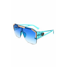 Load image into Gallery viewer, &quot;Straight to the Point&quot; Flat Top Sunnies
