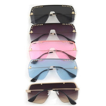 Load image into Gallery viewer, &quot;Bee Chic&quot; Semi Rimless Flat Top Sunnies

